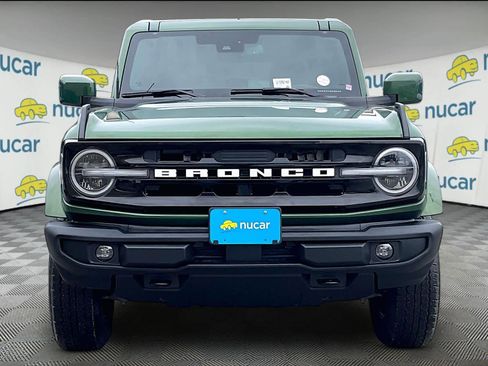 Used 2025 Ford Bronco Outer Banks image 2