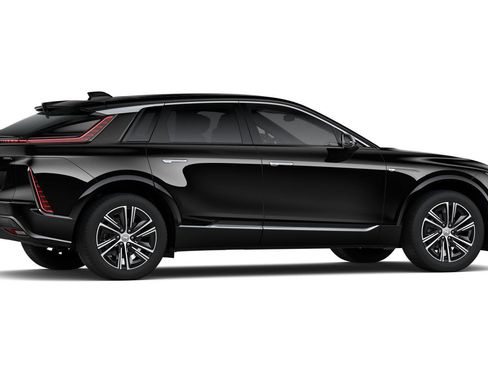 New 2026 Cadillac Lyriq Luxury AWD/4WD image 16