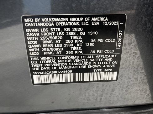 Used 2024 Volkswagen Atlas Cross Sport SE w/ Panoramic Sunroof Package image 37