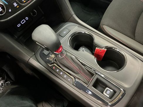 Certified 2024 Chevrolet Equinox RS AWD/4WD image 26