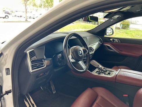 Used 2022 BMW X6 xDrive40i w/ Executive Package AWD/4WD image 6
