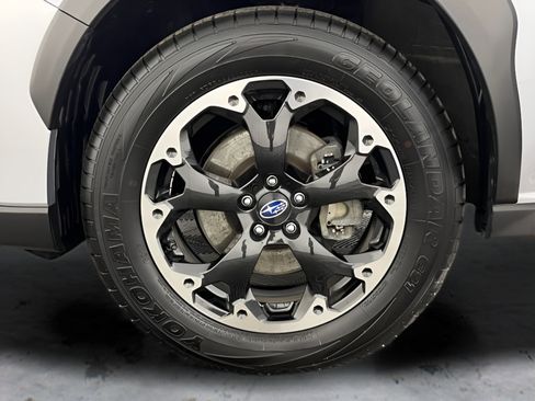 Used 2023 Subaru Crosstrek 2.0i Premium AWD/4WD image 19