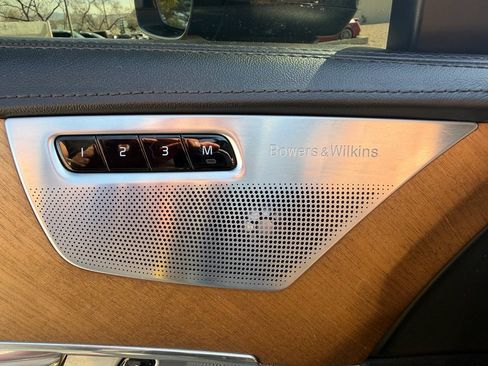 Used 2016 Volvo XC90 T6 Inscription w/ Vision Package image 26