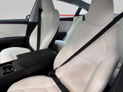 Used 2025 Tesla Model 3 Long Range RWD image 11