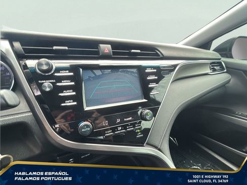 Used 2018 Toyota Camry SE FWD image 20