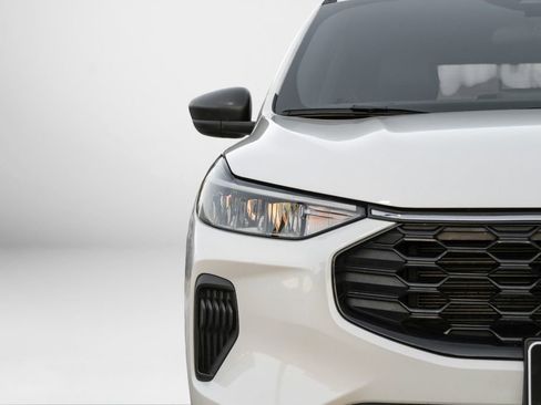 Used 2025 Ford Escape ST-Line image 49