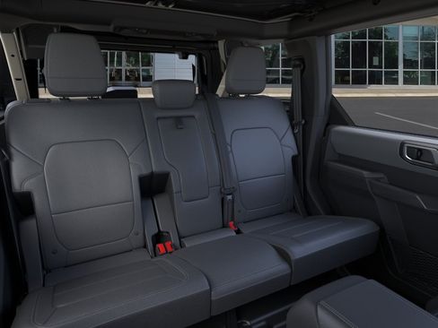 New 2026 Ford Bronco Big Bend w/ Black Diamond Package AWD/4WD image 11