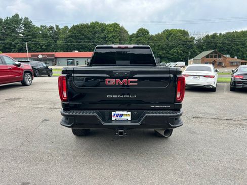 Used 2022 GMC Sierra 2500 Denali w/ Denali Ultimate Package AWD/4WD image 5