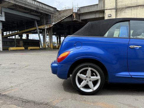 Used 2005 Chrysler PT Cruiser GT FWD image 20