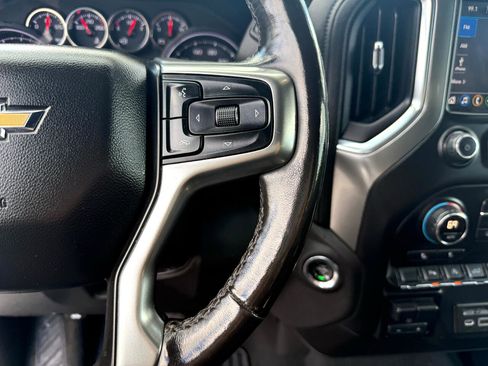 Used 2019 Chevrolet Silverado 1500 LT w/ Convenience Package image 20
