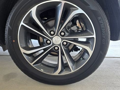 Used 2022 Buick Encore GX Select image 22