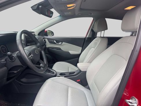 Certified 2022 Hyundai Kona Limited AWD/4WD image 17