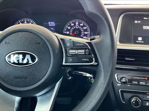 Used 2020 Kia Optima LX FWD image 11