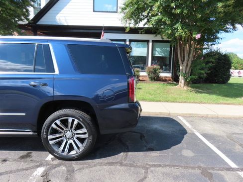 Used 2019 GMC Yukon Denali w/ Denali Ultimate Package AWD/4WD image 4