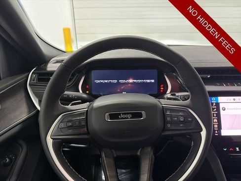 New 2026 Jeep Grand Cherokee Altitude AWD/4WD image 13