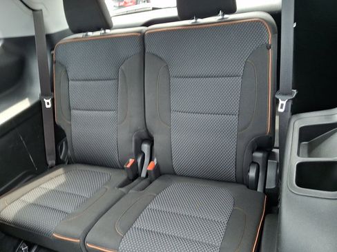 Certified 2023 GMC Acadia AT4 AWD/4WD image 11