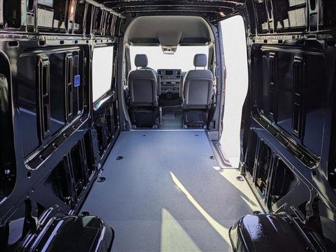 New 2024 Mercedes-Benz Sprinter 3500 image 18