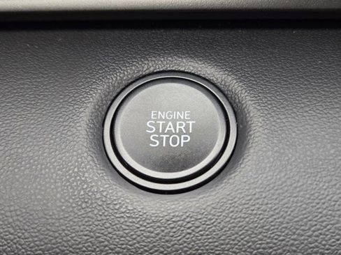 Certified 2025 Hyundai Elantra Sport FWD image 21