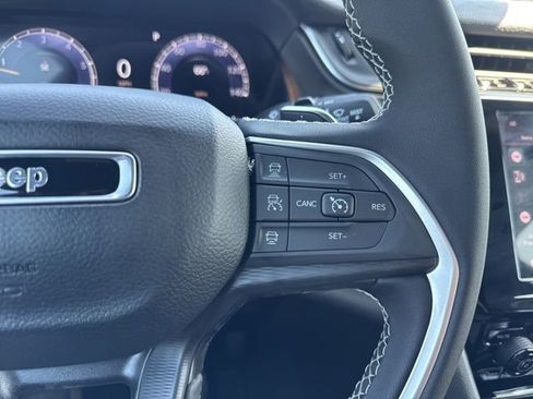 New 2026 Jeep Grand Cherokee Laredo AWD/4WD image 21