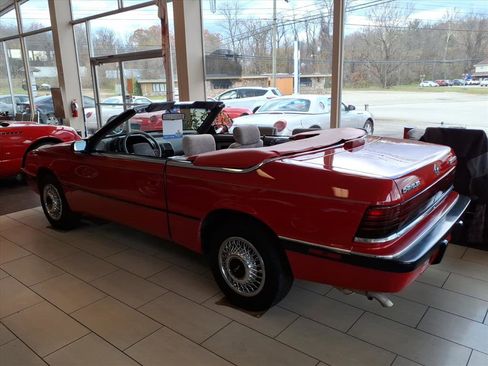 Used 1991 Chrysler LeBaron Convertible image 4