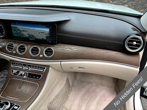 Used 2018 Mercedes-Benz E 400 4MATIC Sedan w/ Premium 1 Package image 14