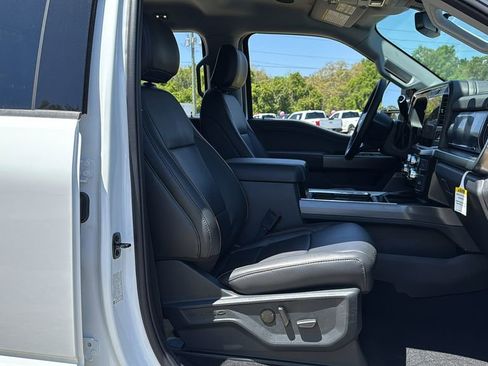 New 2025 Ford F350 Lariat w/ Lariat Ultimate Package image 13