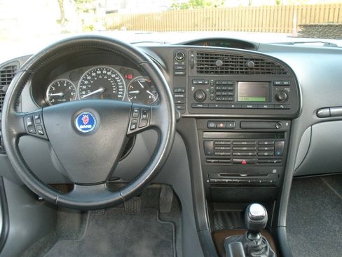 Used 2003 Saab 9-3 Arc FWD image 35