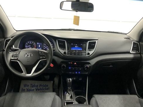 Used 2018 Hyundai Tucson SE w/ Cargo Package AWD/4WD image 14