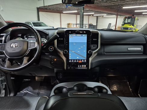 Used 2024 RAM 2500 Laramie AWD/4WD image 20