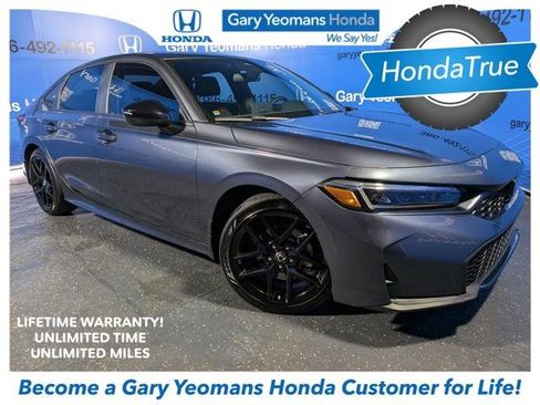 Used 2025 Honda Civic Sport image 1