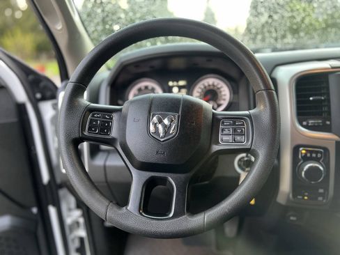 Used 2019 RAM 1500 Classic SLT w/ Protection Group AWD/4WD image 19
