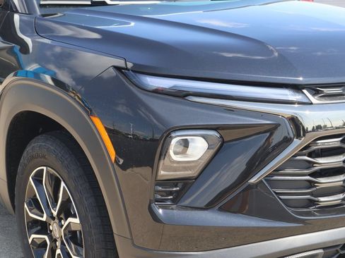 New 2026 Chevrolet TrailBlazer ACTIV w/ Convenience Package FWD image 3
