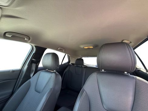 Used 2025 Buick Encore GX Preferred AWD/4WD image 25