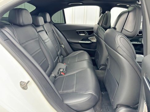 Used 2022 Mercedes-Benz C 300 Sedan w/ Exclusive Trim Package image 39