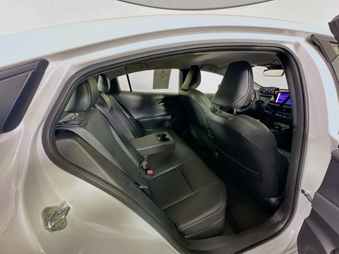 Used 2025 Toyota Prius XLE FWD image 29