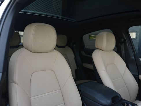 Certified 2026 Porsche Cayenne Coupe AWD/4WD image 27