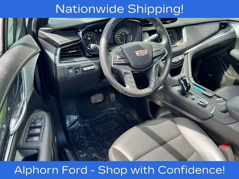 Used 2023 Cadillac XT5 Premium Luxury w/ Technology Package AWD/4WD image 7