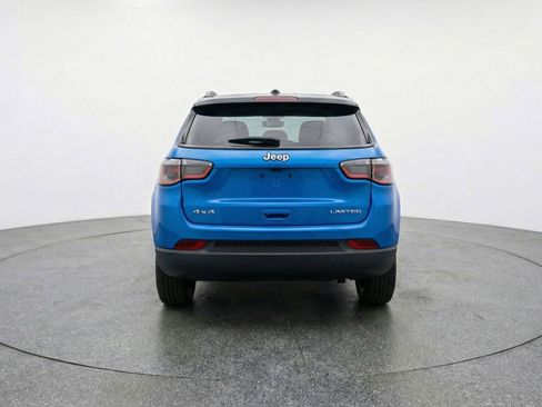 Used 2025 Jeep Compass Limited AWD/4WD image 7