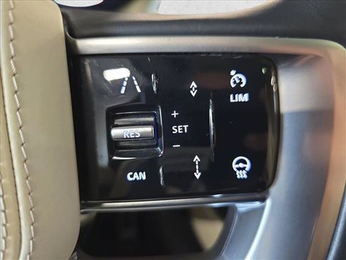 Used 2023 Land Rover Range Rover SE AWD/4WD image 19