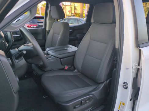Used 2023 Chevrolet Silverado 1500 Custom AWD/4WD image 18