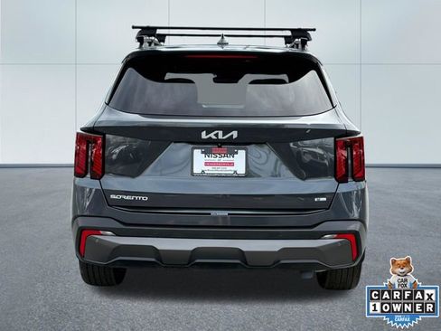 Used 2024 Kia Sorento SX AWD/4WD image 10