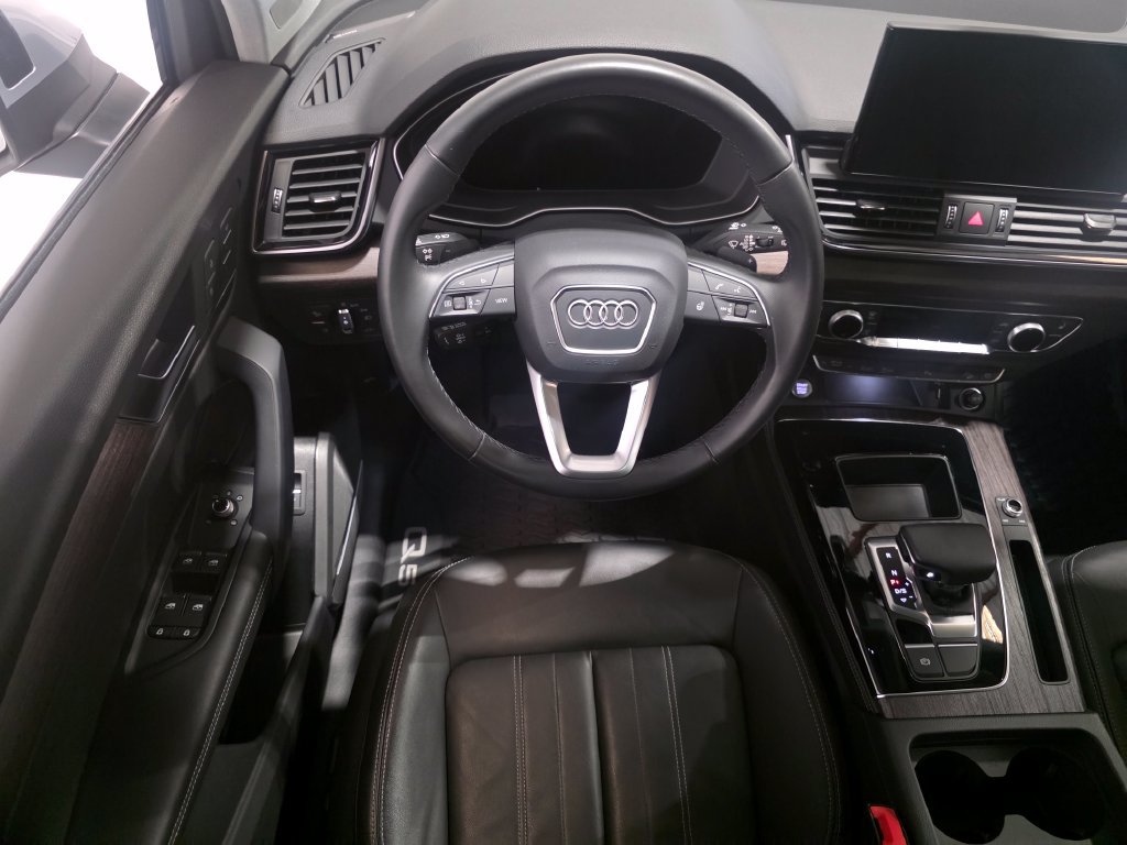 Used 2023 Audi Q5 2.0T Premium Plus w/ Premium Plus Package AWD/4WD image 15