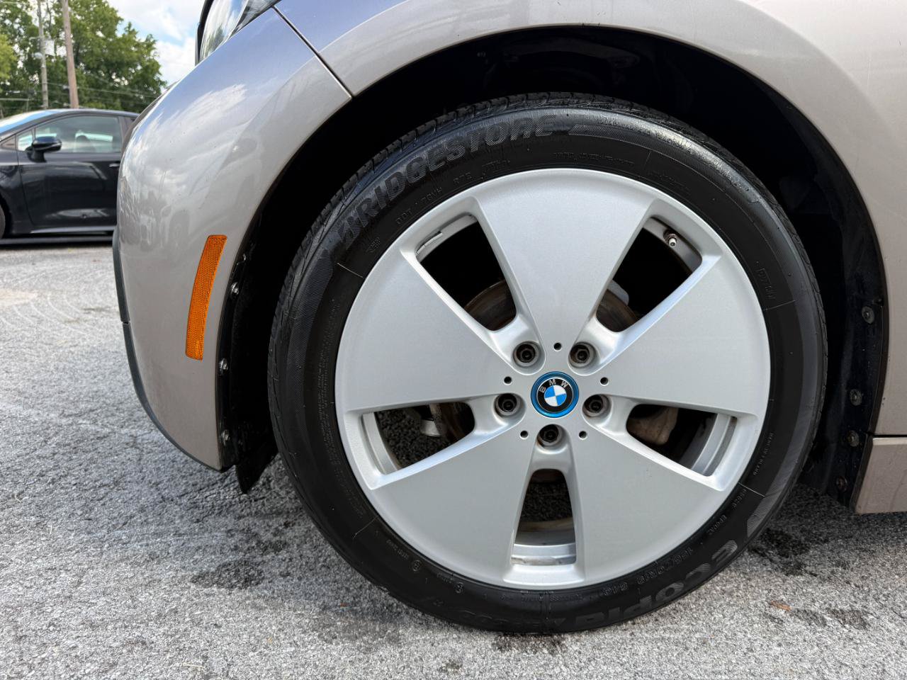 Used 2015 BMW i3 w/ Range Extender RWD image 10