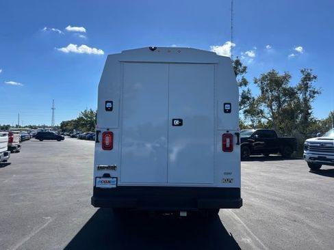 New 2025 Chevrolet Express 3500 w/ Power Convenience Package RWD image 4