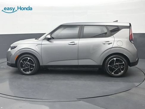 Used 2023 Kia Soul EX FWD image 4