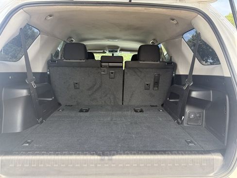 Used 2016 Toyota 4Runner SR5 AWD/4WD image 30