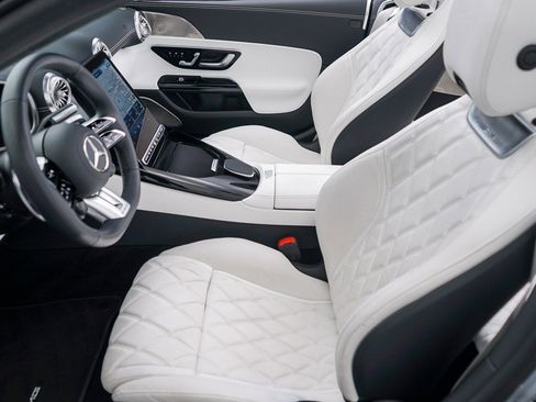 Used 2024 Mercedes-Benz SL 55 AMG 4MATIC image 33