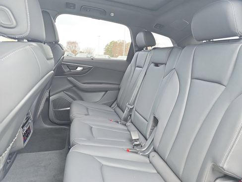 New 2026 Audi Q7 3.0T Premium Plus AWD/4WD image 14