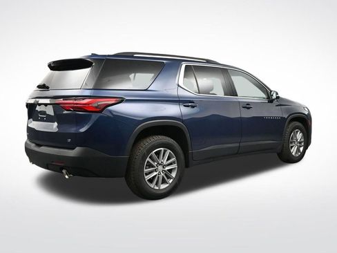 Used 2023 Chevrolet Traverse LT AWD/4WD image 5