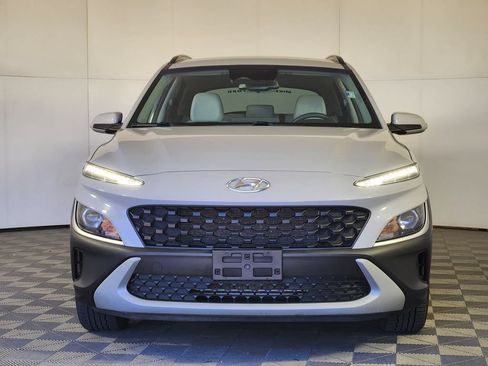 Used 2022 Hyundai Kona SEL AWD/4WD image 2